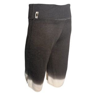 LULULEMON Vintage Warm Up Gaucho Pants Capri Crop Boolux Knit 2007 Dance Size 6